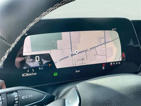 New 2026 Chevrolet Equinox EV LT image 13