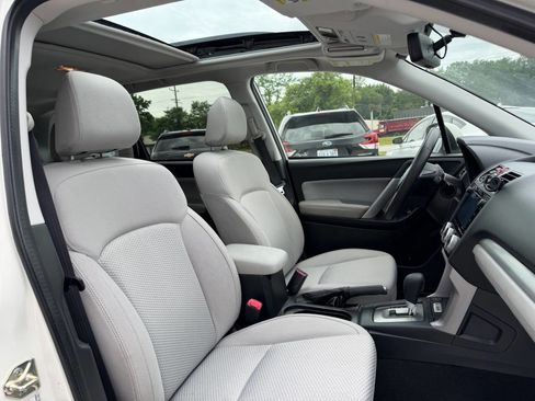 Used 2017 Subaru Forester 2.5i Premium AWD/4WD image 18