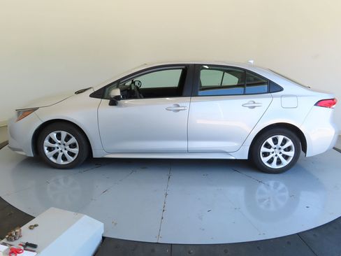 Used 2024 Toyota Corolla LE FWD image 7