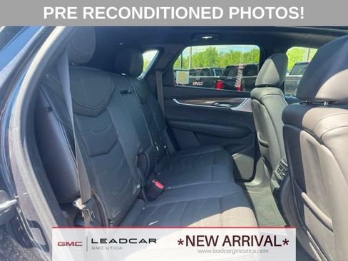 Used 2023 Cadillac XT5 Sportv w/ Platinum Package AWD/4WD image 14