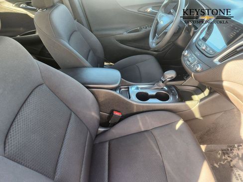 Used 2022 Chevrolet Malibu LS image 15
