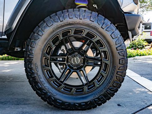 Used 2024 Ford Bronco Raptor AWD/4WD image 6