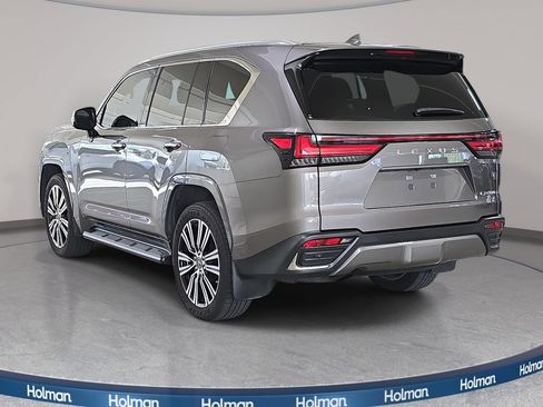 Used 2023 Lexus LX 600 4WD w/ Accessory Package (Z1) image 9