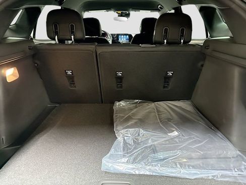 New 2026 Chevrolet Trax RS FWD image 27