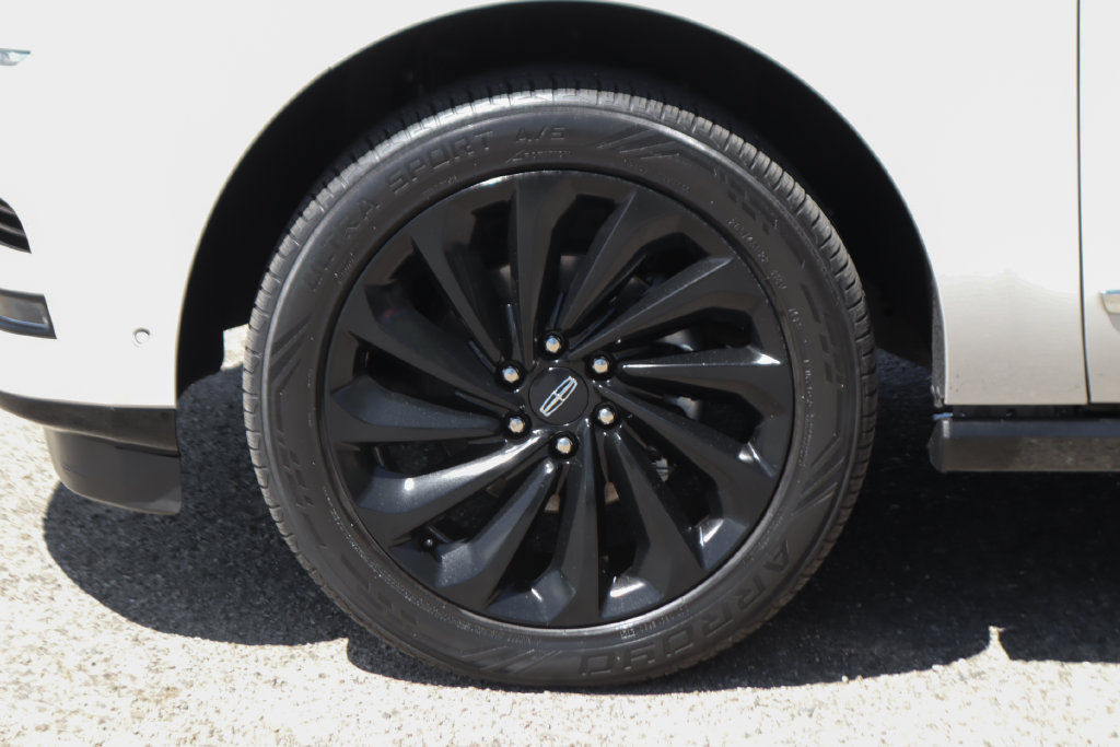 Used 2020 Lincoln Navigator Reserve w/ Equipment Group 208A Reserve AWD/4WD image 52