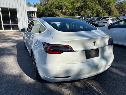 Used 2020 Tesla Model 3 Standard Range image 7