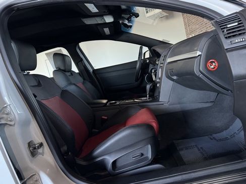 Used 2009 Pontiac G8 GT w/ Premium Package image 19