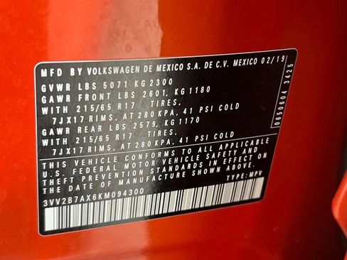 Used 2019 Volkswagen Tiguan SE image 37