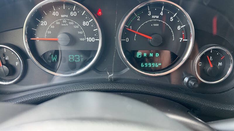 Used 2015 Jeep Wrangler Unlimited Sahara AWD/4WD image 22