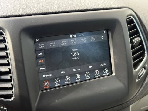 Used 2019 Jeep Compass Latitude w/ Popular Equipment Group FWD image 23