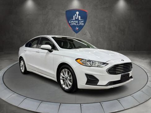 Used 2020 Ford Fusion SE image 7