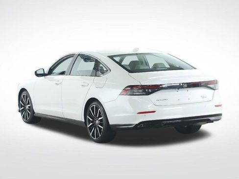 Used 2025 Honda Accord Touring image 42