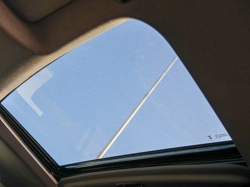 Used 2024 Chevrolet Silverado 3500 High Country w/ Technology Package image 16