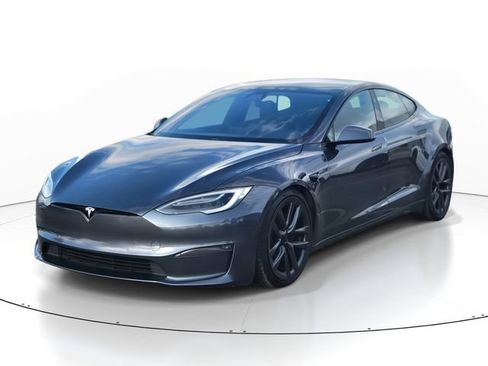 Used 2021 Tesla Model S Plaid image 2