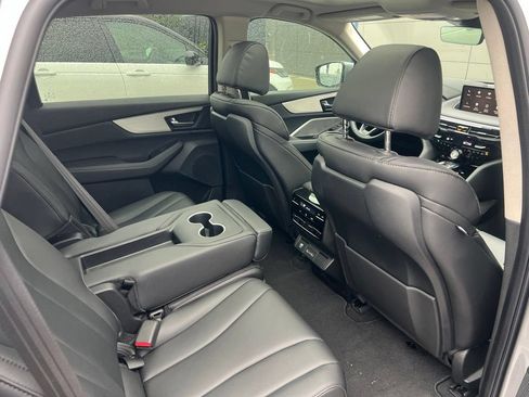 Used 2024 Acura MDX SH-AWD image 20