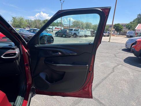 Used 2023 Chevrolet TrailBlazer RS image 22