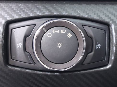 Used 2018 Ford Mustang Coupe image 10