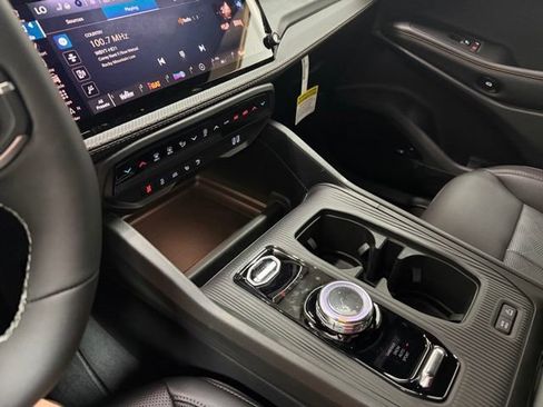 New 2026 Jeep Cherokee Overland w/ Advanced Pro Tech Group AWD/4WD image 17