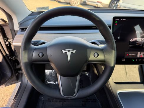 Used 2023 Tesla Model 3 Standard Range RWD image 27