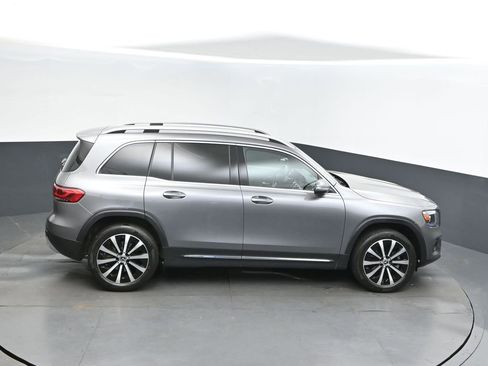 Used 2022 Mercedes-Benz GLB 250 GLB 250 image 35