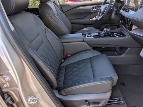 New 2026 Nissan Rogue Platinum w/ Platinum Premium Package image 34