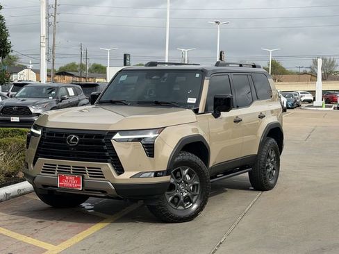 Used 2024 Lexus GX 550 550 Overtrail image 2