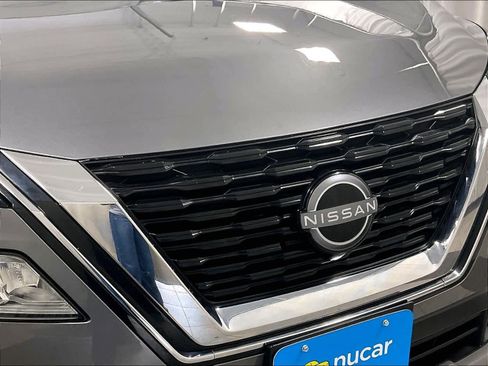 Certified 2023 Nissan Rogue SV image 31