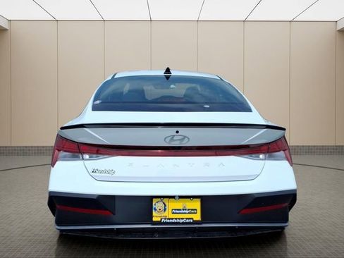 New 2026 Hyundai Elantra SEL Sport FWD image 8