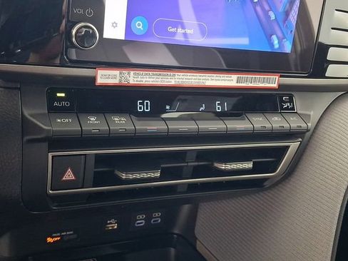 New 2026 Toyota Camry SE w/ Convenience Package image 17