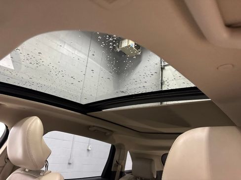 Used 2019 Lincoln Nautilus Select AWD/4WD image 19