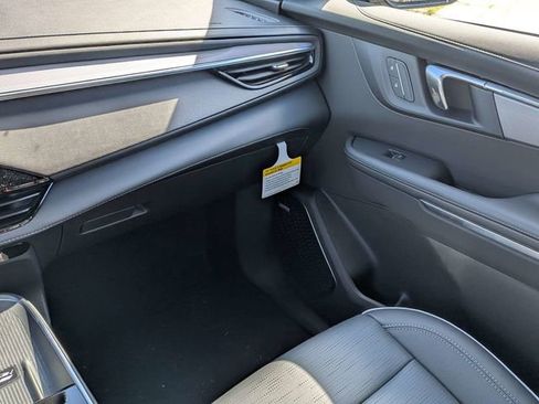 New 2026 Buick Enclave Sport Touring w/ Power Package FWD image 17