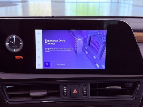 Used 2025 Lexus ES 350 w/ Premium Package image 23