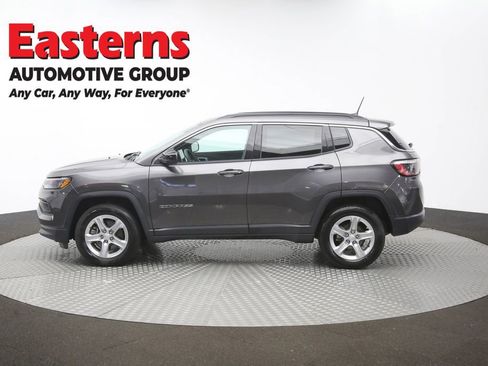 Used 2024 Jeep Compass Latitude AWD/4WD image 55