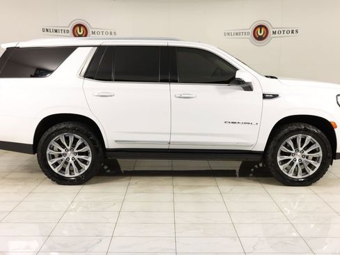 Used 2021 GMC Yukon Denali w/ Denali Premium Package AWD/4WD image 2