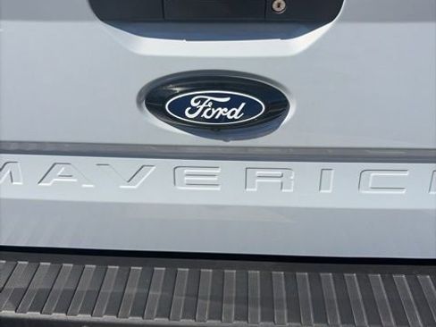 New 2025 Ford Maverick XLT w/ XLT Luxury Package AWD/4WD image 11