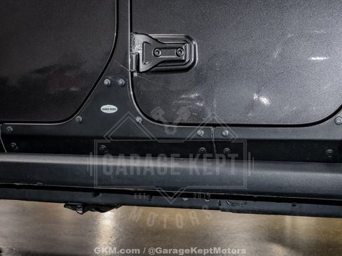 Used 2018 Jeep Wrangler Unlimited Sahara AWD/4WD image 44