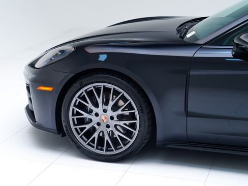 New 2026 Porsche Panamera image 11