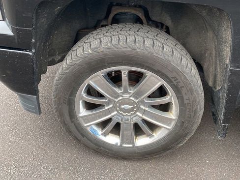 Certified 2015 Chevrolet Silverado 1500 High Country w/ High Country Premium Package image 22