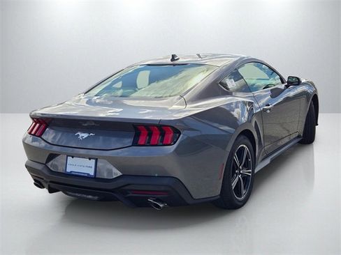 New 2025 Ford Mustang Coupe image 4