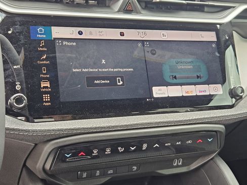 New 2026 Jeep Cherokee Laredo image 18