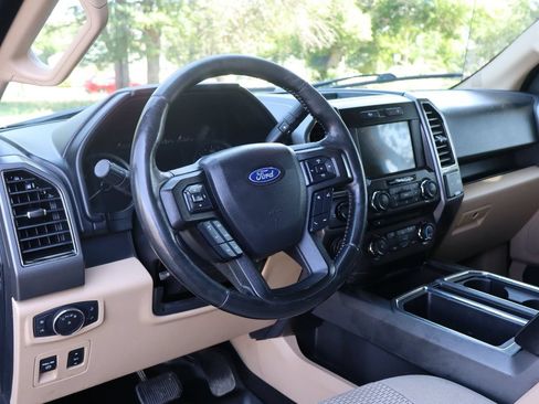 Used 2018 Ford F150 XLT w/ Equipment Group 302A Luxury RWD image 15