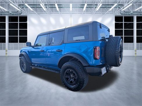 Used 2023 Ford Bronco Wildtrak image 7