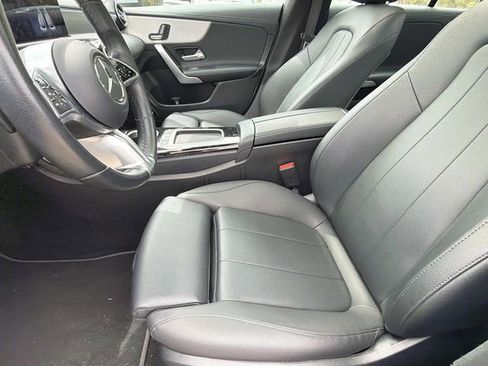 Used 2025 Mercedes-Benz CLA 250 image 16