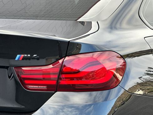 Used 2020 BMW M4 Coupe w/ Competition Package image 29