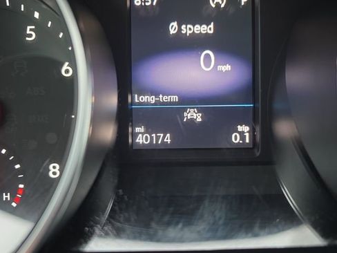 Used 2020 Volkswagen Tiguan SE w/ Panoramic Sunroof Package image 21