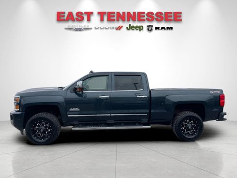 Used 2017 Chevrolet Silverado 3500 High Country w/ Duramax Plus Package image 6
