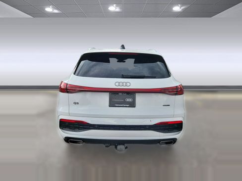 Used 2025 Audi Q5 Premium w/ Premium Plus AWD/4WD image 10
