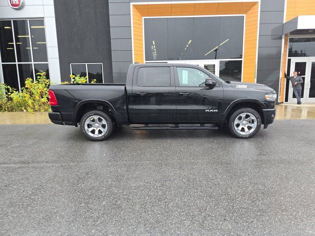 Used 2025 RAM 1500 Big Horn AWD/4WD image 7