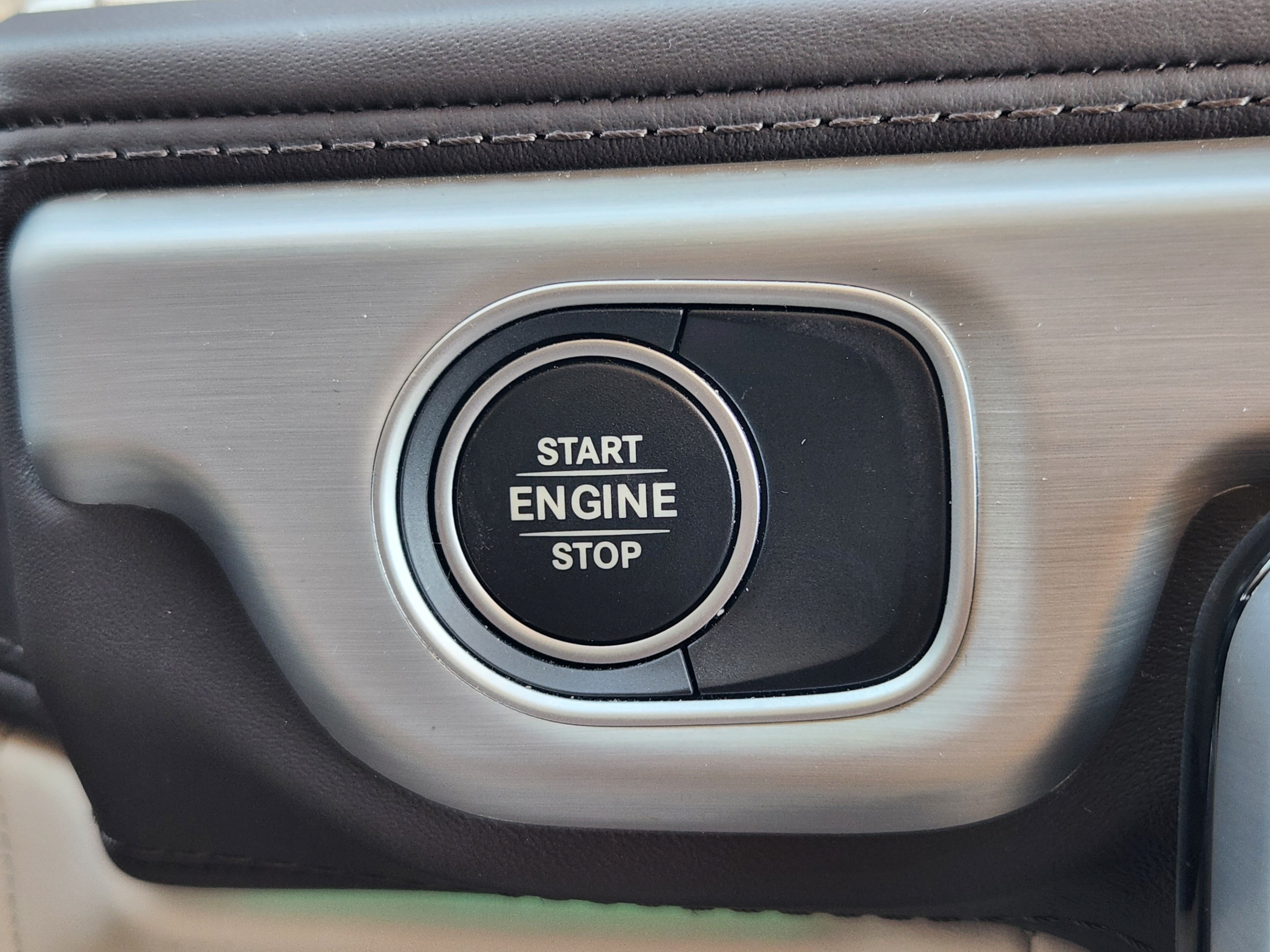 Certified 2024 Mercedes-Benz G 63 AMG 4MATIC image 17