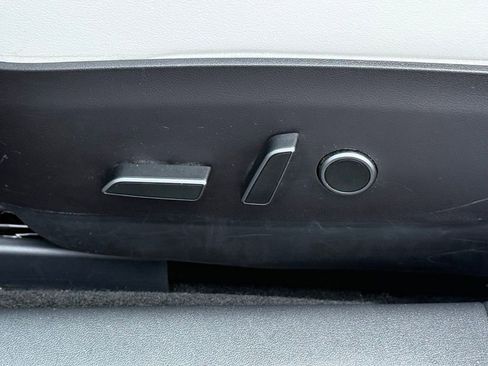 Used 2022 Tesla Model 3 Long Range AWD/4WD image 21